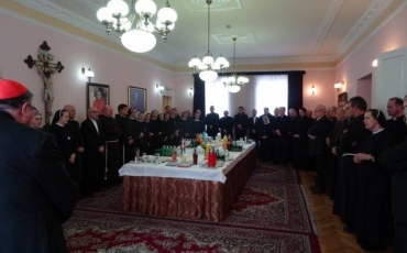 Uskrsna čestitka provincijske predstojnice s. Kate Karadža kardinalu Vinku Puljiću