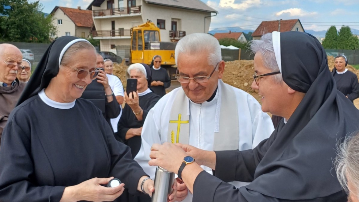 Blagoslov temelja samostana u Bučićima