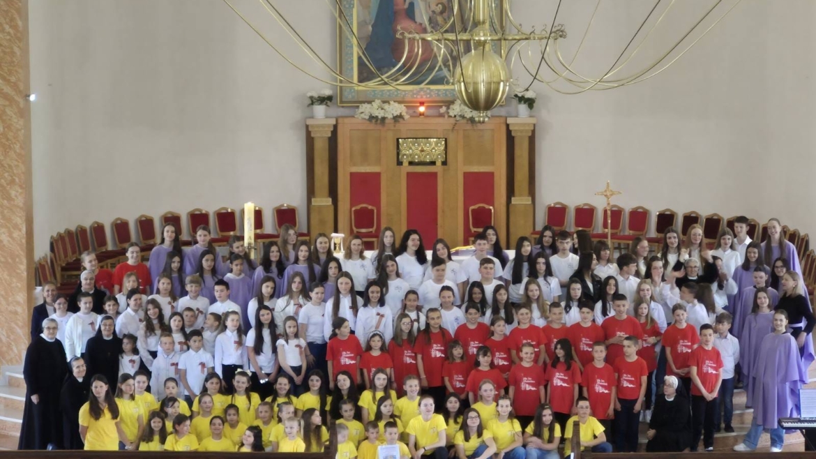 39. Smotra dječjih župskih zborova „Zlatna harfa“ na Kupresu