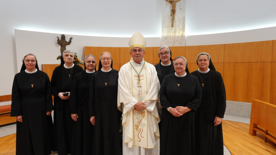 Slavlje jubileja redovničkih zavjeta u Kloštar Ivaniću