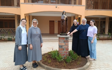 Dolazak nove misionarke i pohod provincijske predstojnice u Rwentobo